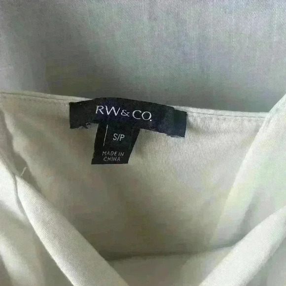 8 piece bundle of women's  tops - size xs/s - Picture 5 of 15